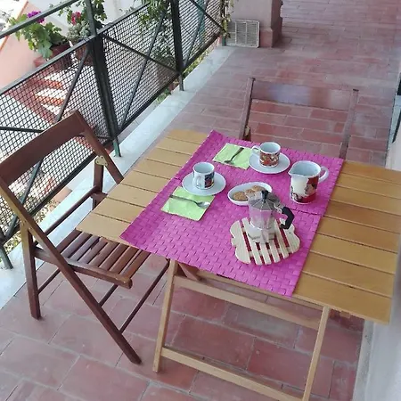 Apartment In Tour *