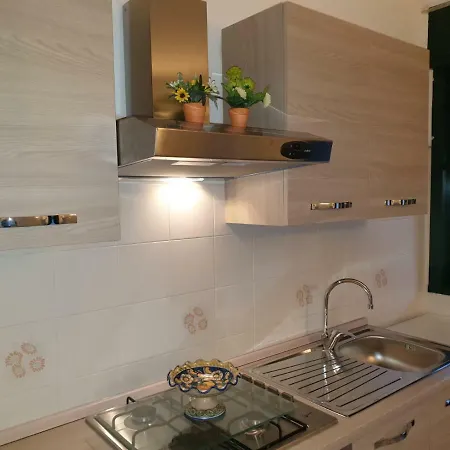شقة Etna View Apartment *