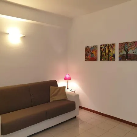 Apartment In Tour *